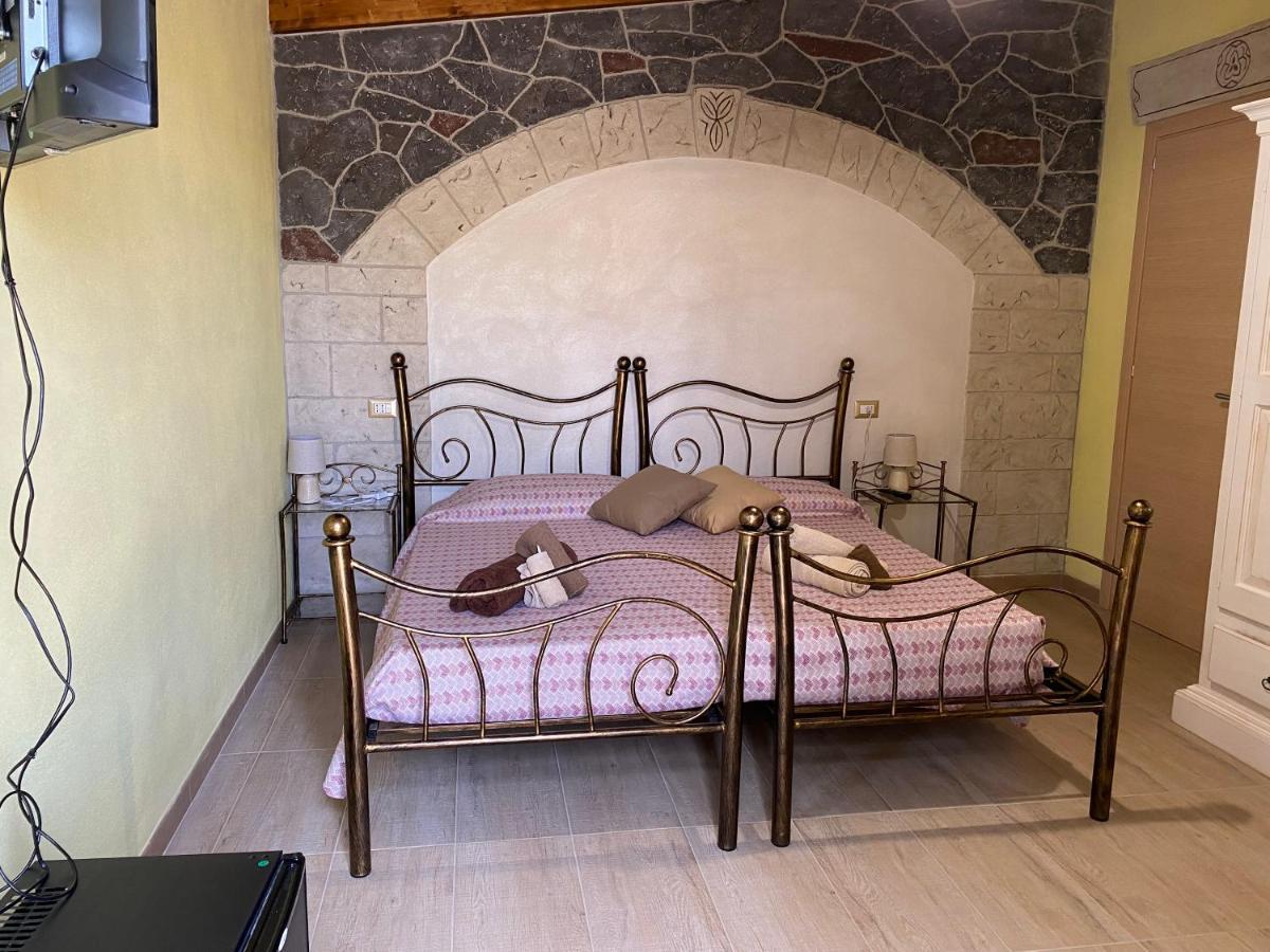 Agriturismo Abbalughente Sindia Eksteriør bilde