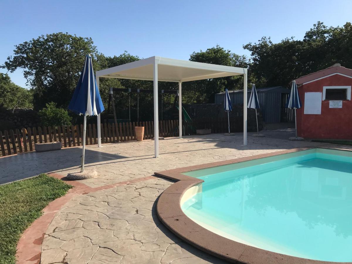 Agriturismo Abbalughente Sindia Eksteriør bilde